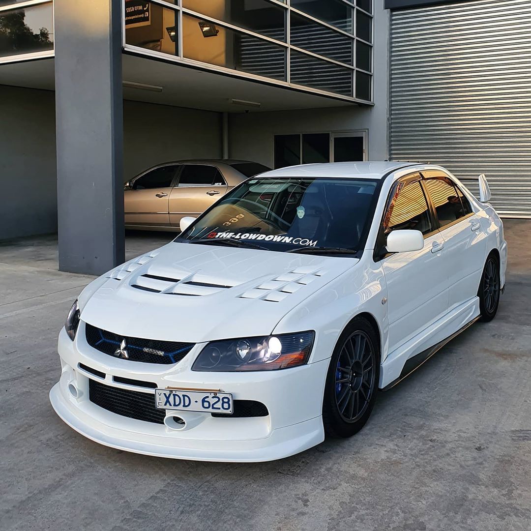 2003-2007 Mitsubishi Evoulution 8-9 Vt Street Ver.2 Gt Bonnet Accessories