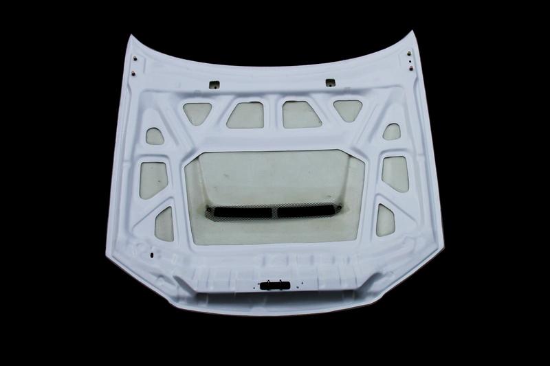1999-2000 Nissan Skyline R34 Gtt 2D 4D Gtr-Style Bonnet W/ Duct Accessories