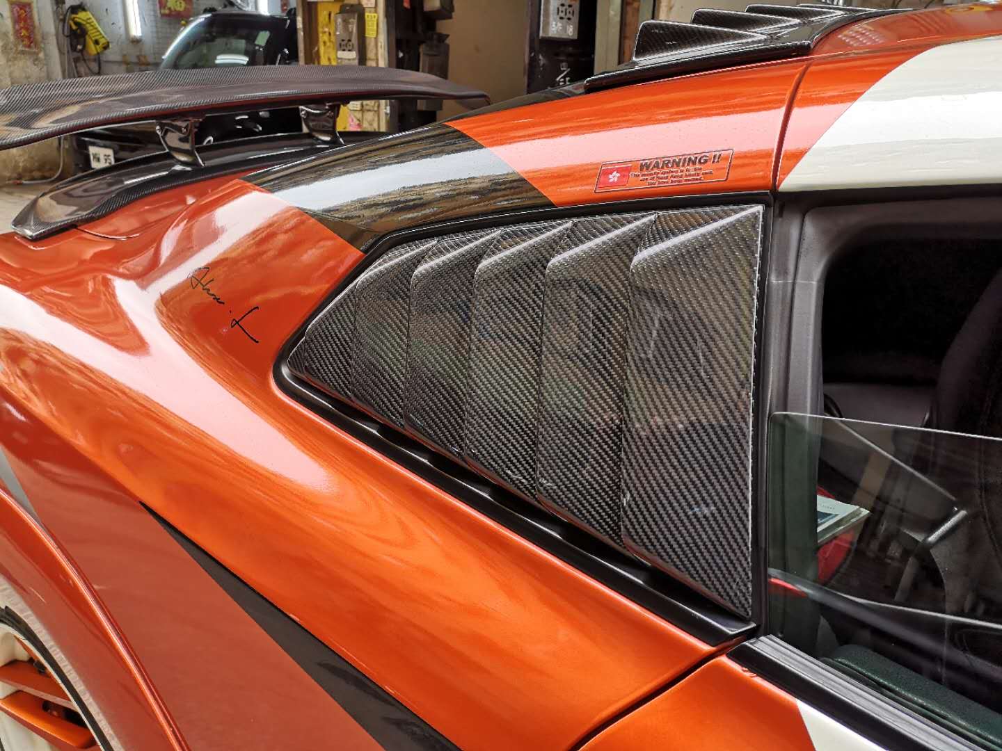 08- R35 Gtr Top Secret Side Window Louver