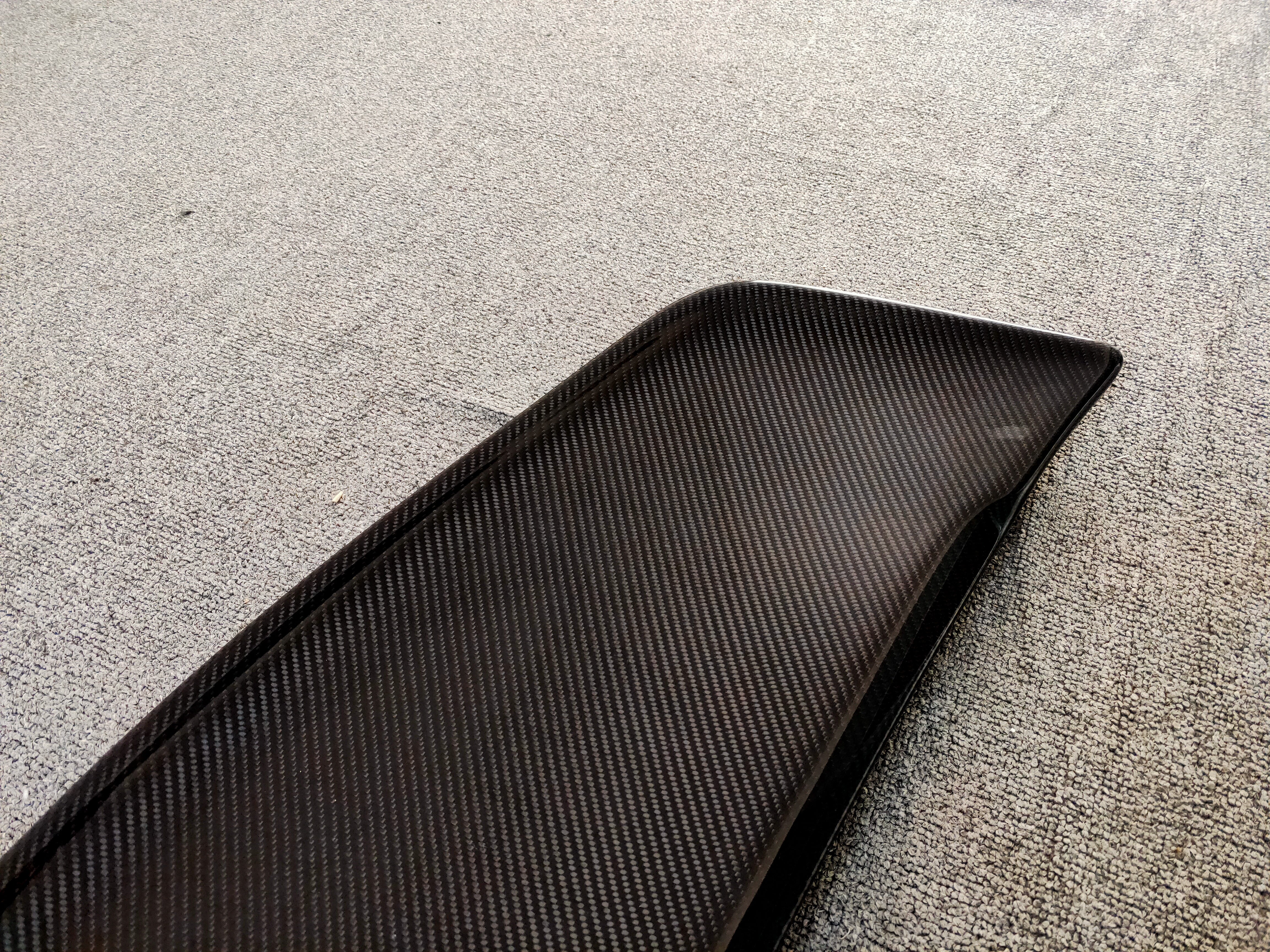 08- R35 Gtr Top Secret Style Trunk Wing (Flat Type)