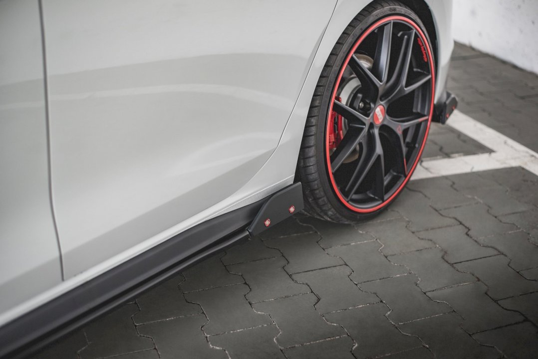 Side Skirts Diffusers (+Flaps) V2 Vw Golf 8 Gti / Clubsport (2020-)