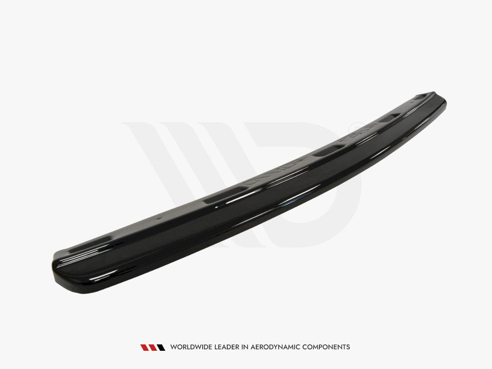 Maxton Design Central Rear Splitter Alfa Romeo 159 - Carbon Look