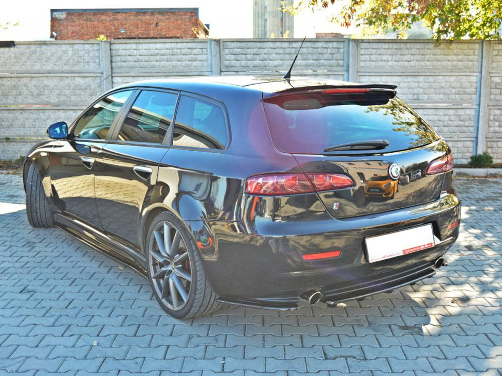 Maxton Design Central Rear Splitter (Vertical Bars) Alfa Romeo 159 - Gloss Black