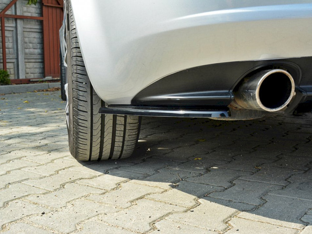 Maxton Design Central Rear Splitter Alfa Romeo 159 (Without Vertical Bars) - Textured