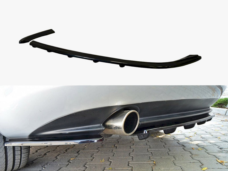 Maxton Design Central Rear Splitter Alfa Romeo 159 (Vertical Bars)
