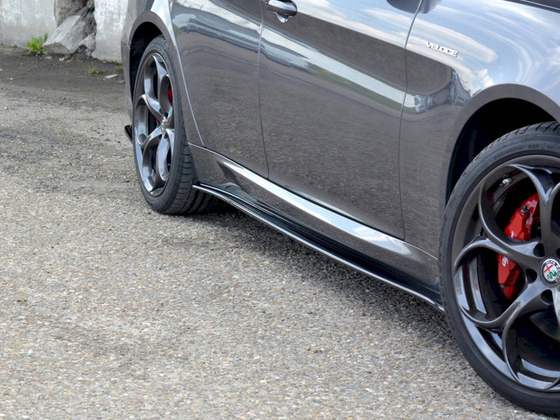 Maxton Design Side Skirts Diffusers Alfa Romeo Giulia Veloce (2015-2019)