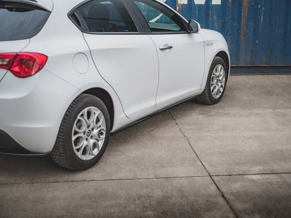 Maxton Design Side Skirts Diffusers V.2 Alfa Romeo Giulietta