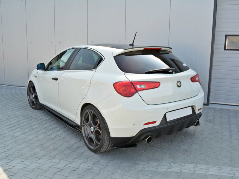 Maxton Design Spoiler CAP V.1 Alfa Romeo Giulietta