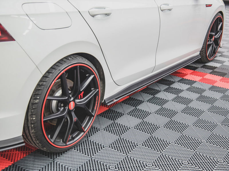 Maxton Design Street Pro Side Skirts Diffusers Volkswagen Golf GTI / GTE / GTI Clubsport / R-Line Mk8