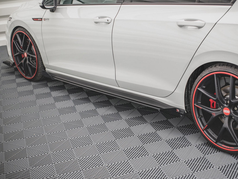 Maxton Design Street PRO Side Skirts Diffusers + Flaps Volkswagen Golf GTI / GTE / GTI Clubsport / R-Line Mk8