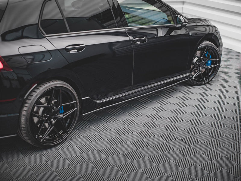 Maxton Design Street PRO Side Skirts Diffusers VW Golf R Mk8