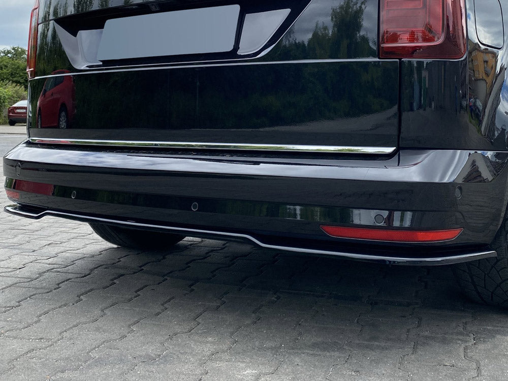 Maxton Design Central Rear Splitter Volkswagen Caddy Mk4