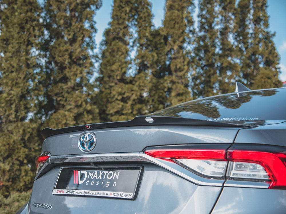 Maxton Design Spoiler CAP Toyota Corolla Mk12 Sedan - Carbon Look