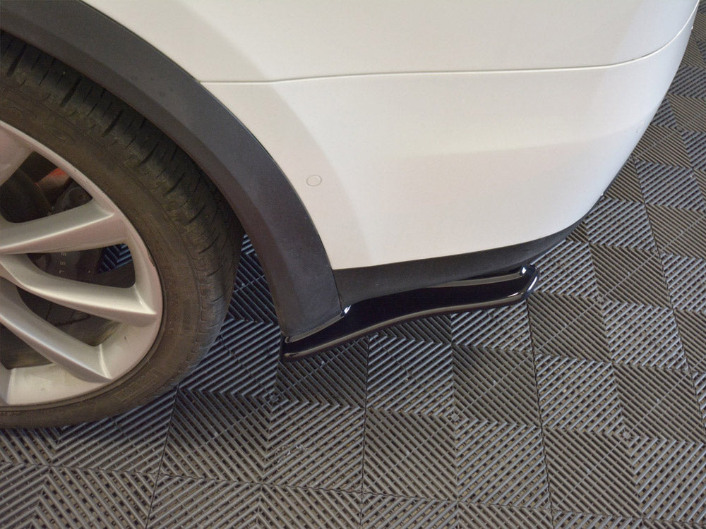 Maxton Design Rear Side Splitters V.1 Tesla Model X