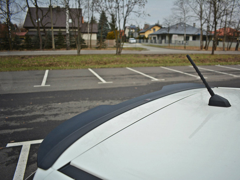 Maxton Design Spoiler CAP Ssangyong Tivoli (2015-2019) - Carbon Look