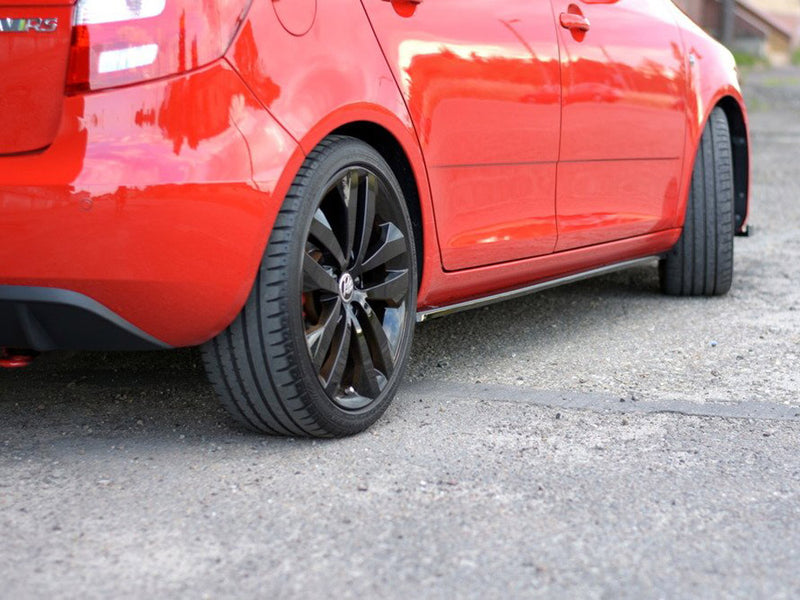 Maxton Design Side Skirts Diffusers Skoda Fabia MK2 RS (2010-2014) - Carbon Look