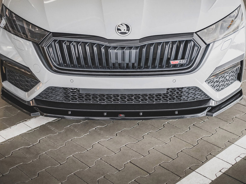 Maxton Design Front Splitter V.3 Skoda Octavia RS Mk4