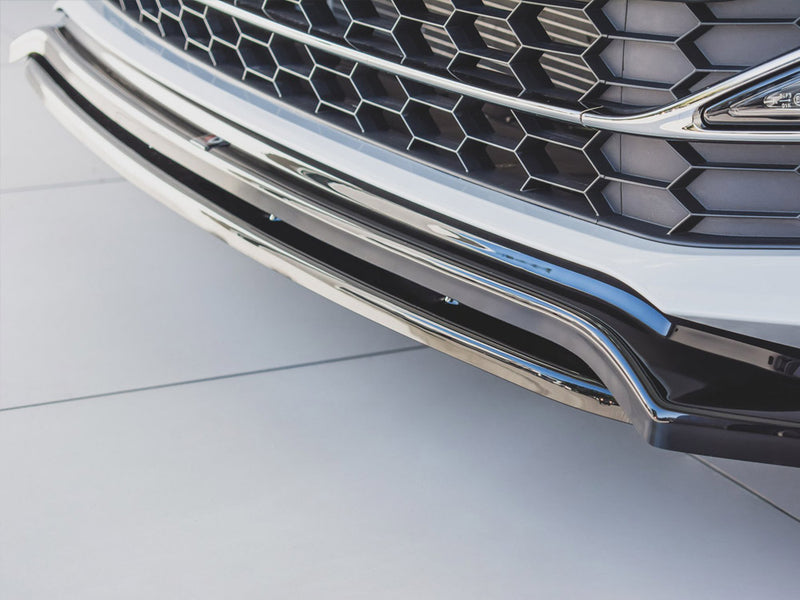 Maxton Design Front Splitter V.3 Skoda Superb Mk3 FL - Carbon Look