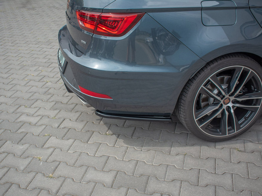 Maxton Design Rear Side Splitters V1 Seat Leon MK 3.5 Cupra ST (2017-) - Carbon Look