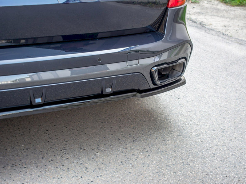 Maxton Design Central Rear Splitter BMW X5 M-Sport G05