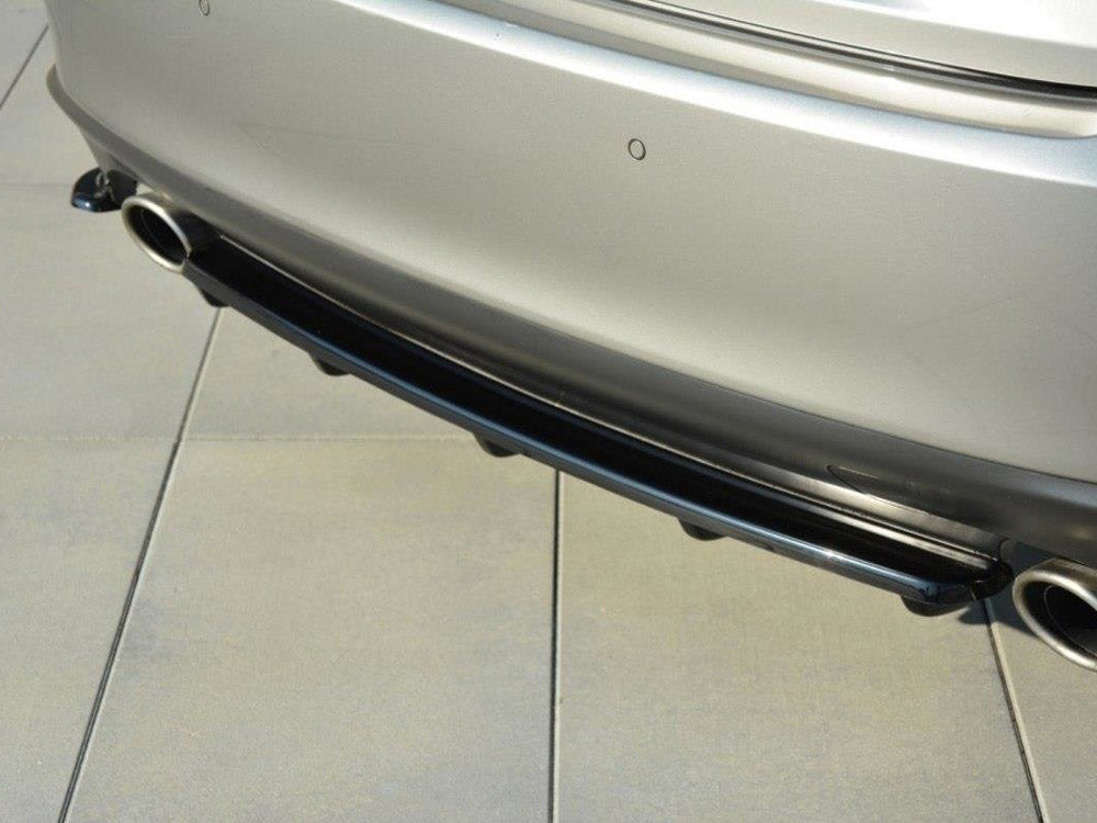Maxton Design Central Rear Splitter (Vertical Bars) Lexus IS Mk3 T - Textured