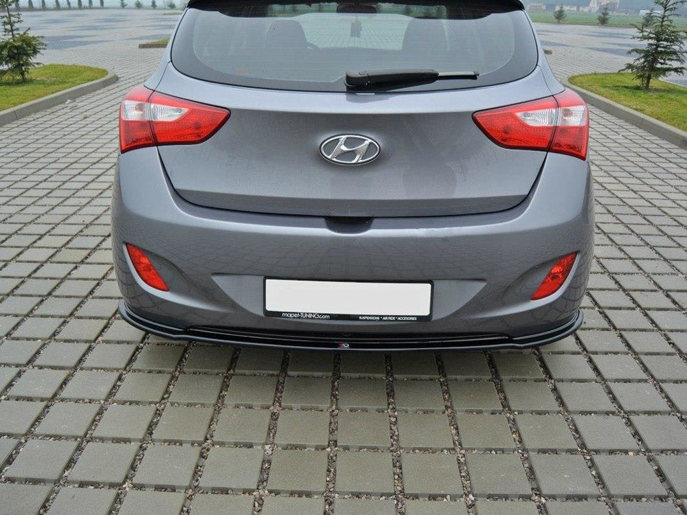 Maxton Design Central Rear Splitter Hyundai I30 Mk2