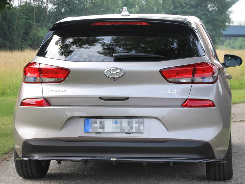 Maxton Design Central Rear Splitter (Vertical Bars) Hyundai I30 Mk3 Hatchback