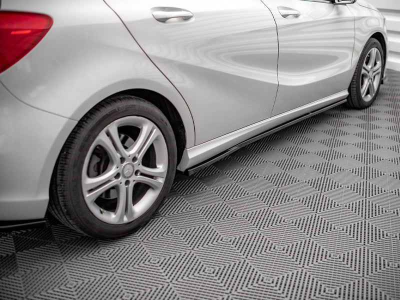 Maxton Design Side Skirts Diffusers V.2 Mercedes A W176 (2012-2015)