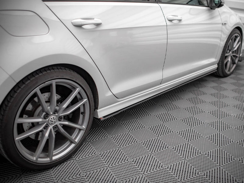 Maxton Design Street PRO Side Skirts Diffusers VW Golf R Mk7