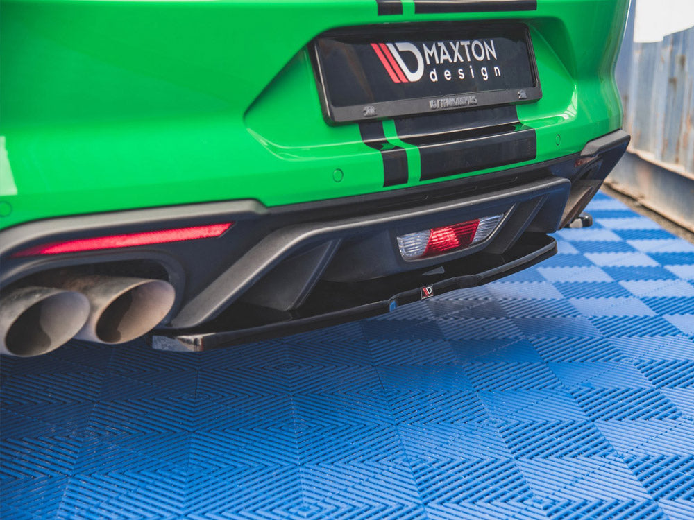 Maxton Design Central Rear Splitter Ford Mustang GT Mk6 Facelift (2017-)