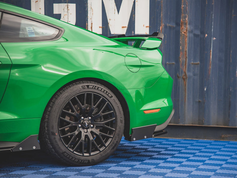 Maxton Design Rear Side Splitters V.1 + Flaps Ford Mustang GT Mk6 Facelift