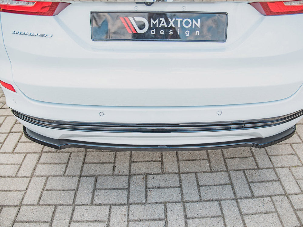 Maxton Design Central Rear Splitter Ford Mondeo Estate Platinum Mk5 Facelift