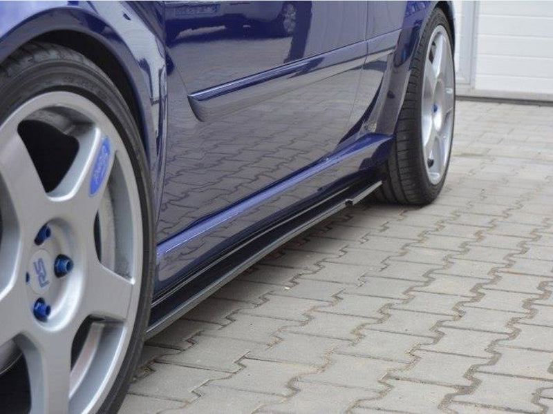 Maxton Design Side Skirts Diffusers Ford Focus MK RS - Textured