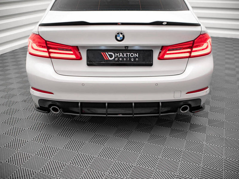 Maxton Design Street PRO Rear Diffuser BMW 5 Sedan G30