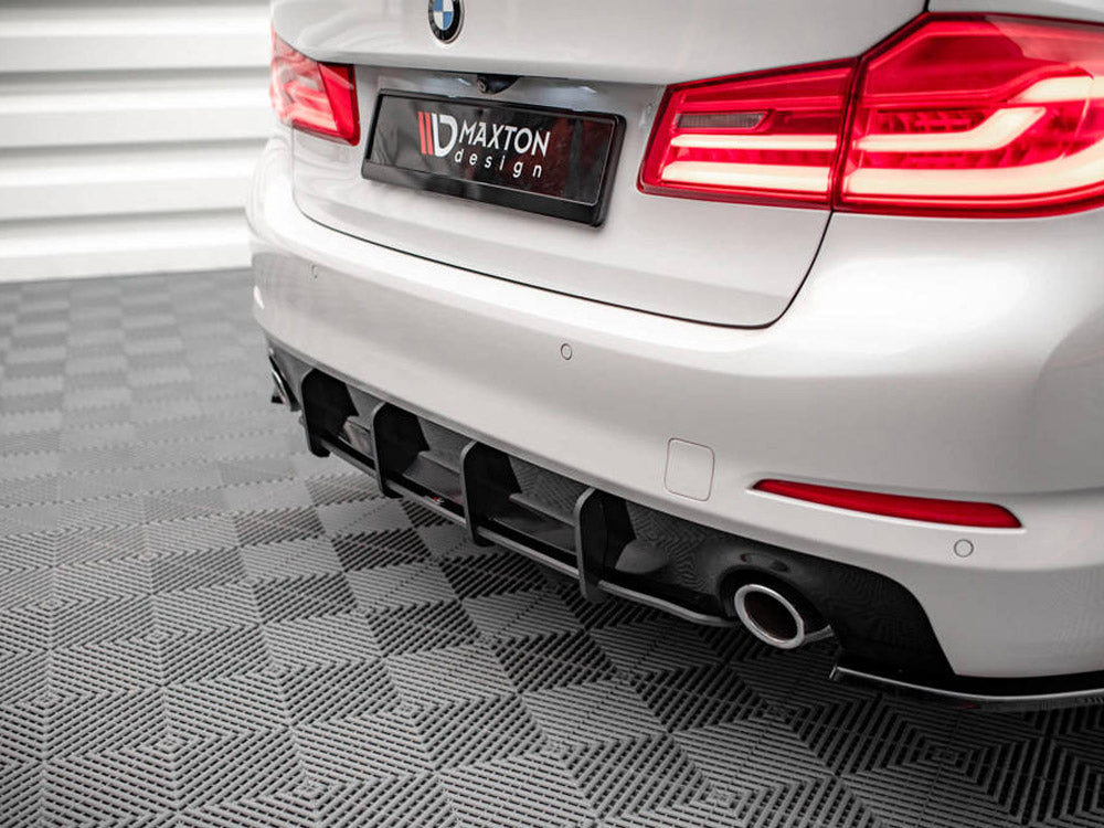 Maxton Design Street PRO Rear Diffuser BMW 5 Sedan G30