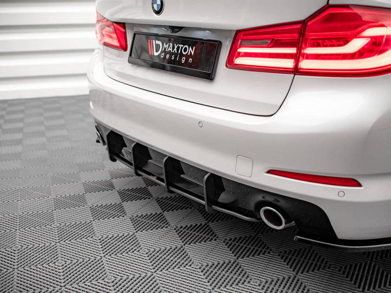 Maxton Design Street PRO Rear Diffuser BMW 5 Sedan G30