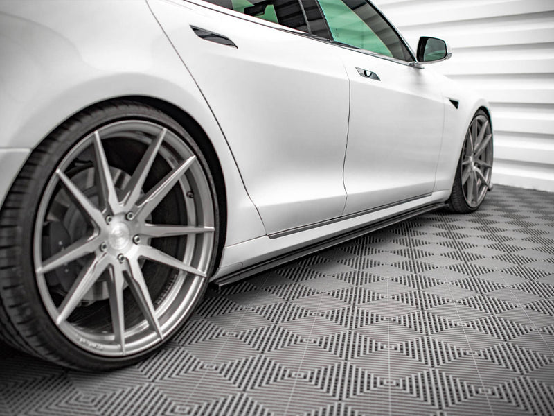 Maxton Design Side Skirts Diffusers Tesla Model S Facelift