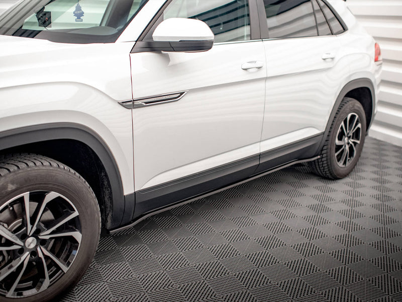 Maxton Design Side Skirts Diffusers VW Atlas Cross Sport (2020-)
