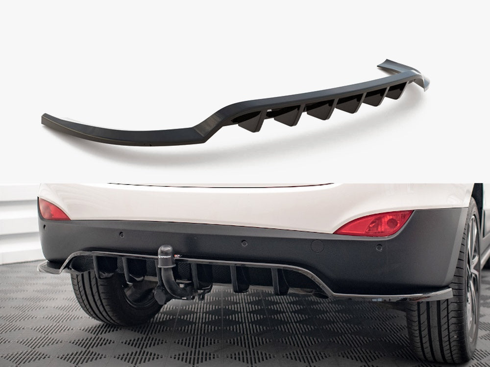 Maxton Design Central Rear Splitter (Vertical Bars) Hyundai IX35 Mk1