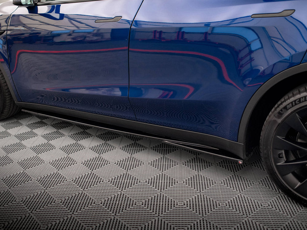 Maxton Design Side Skirts Diffusers V.1 Tesla Model Y