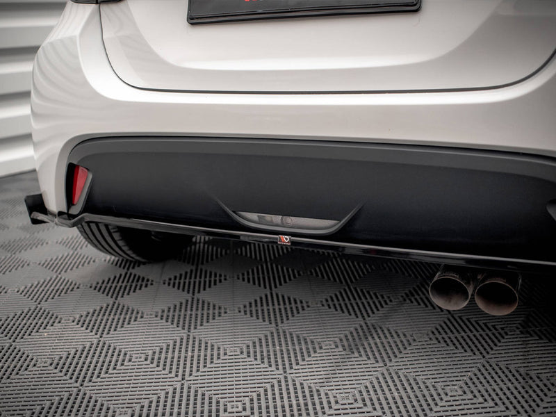 Maxton Design Rear Splitter V.1 + Flaps Toyota Yaris Mk4