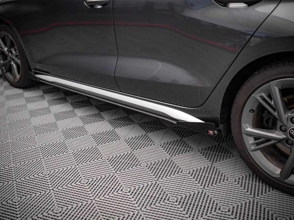 Maxton Design Side Flaps Audi S3 / A3 S-Line 8Y / 8Y Facelift