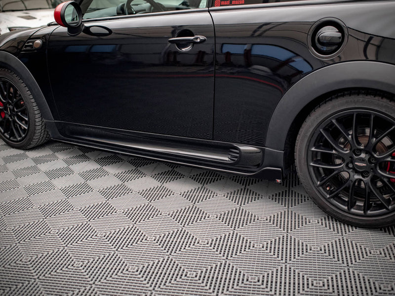 Maxton Design Side Skirts Diffusers V.2 Mini Cooper John Cooper Works R56