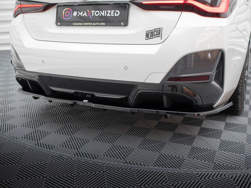 Maxton Design Central Rear Splitter (Vertical Bars) V.1 BMW i4 M-Pack G26
