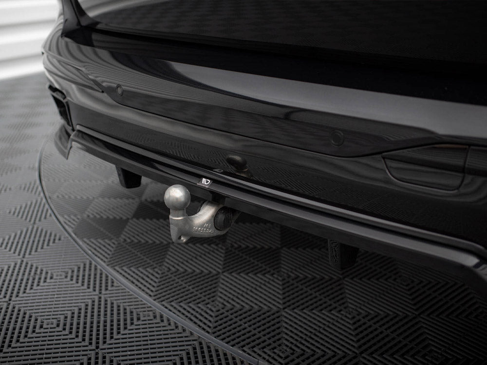 Maxton Design Rear Splitter (Vertical Bars) BMW X7 M-Pack G07 Facelift