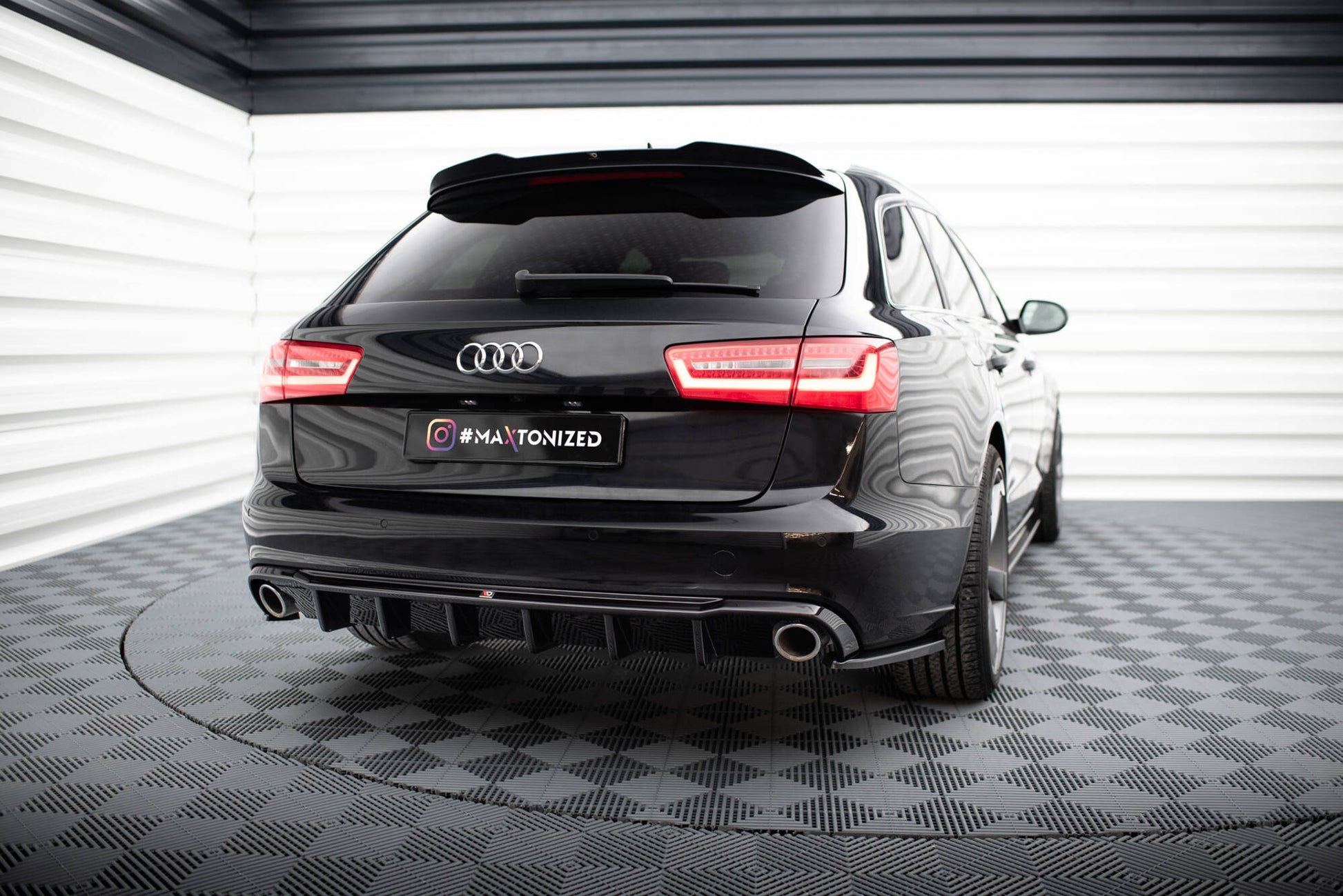 Maxton Design Rear Valance Audi A6 Sedan / Avant C7 (Version with single exhausts on both sides)