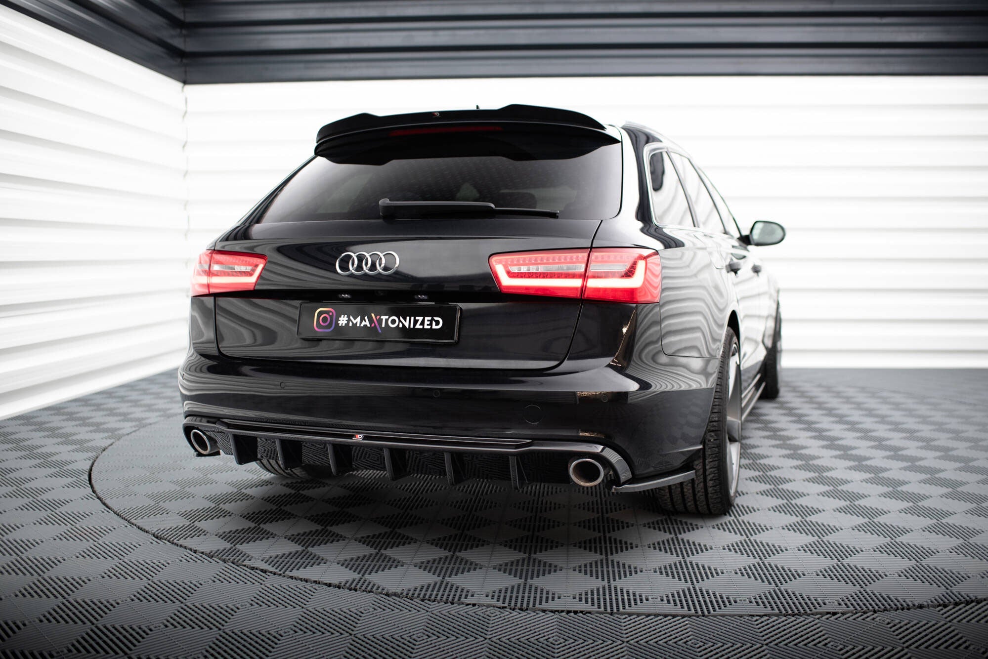 Maxton Design Rear Valance Audi A6 Sedan / Avant C7 (Version with single exhausts on both sides)