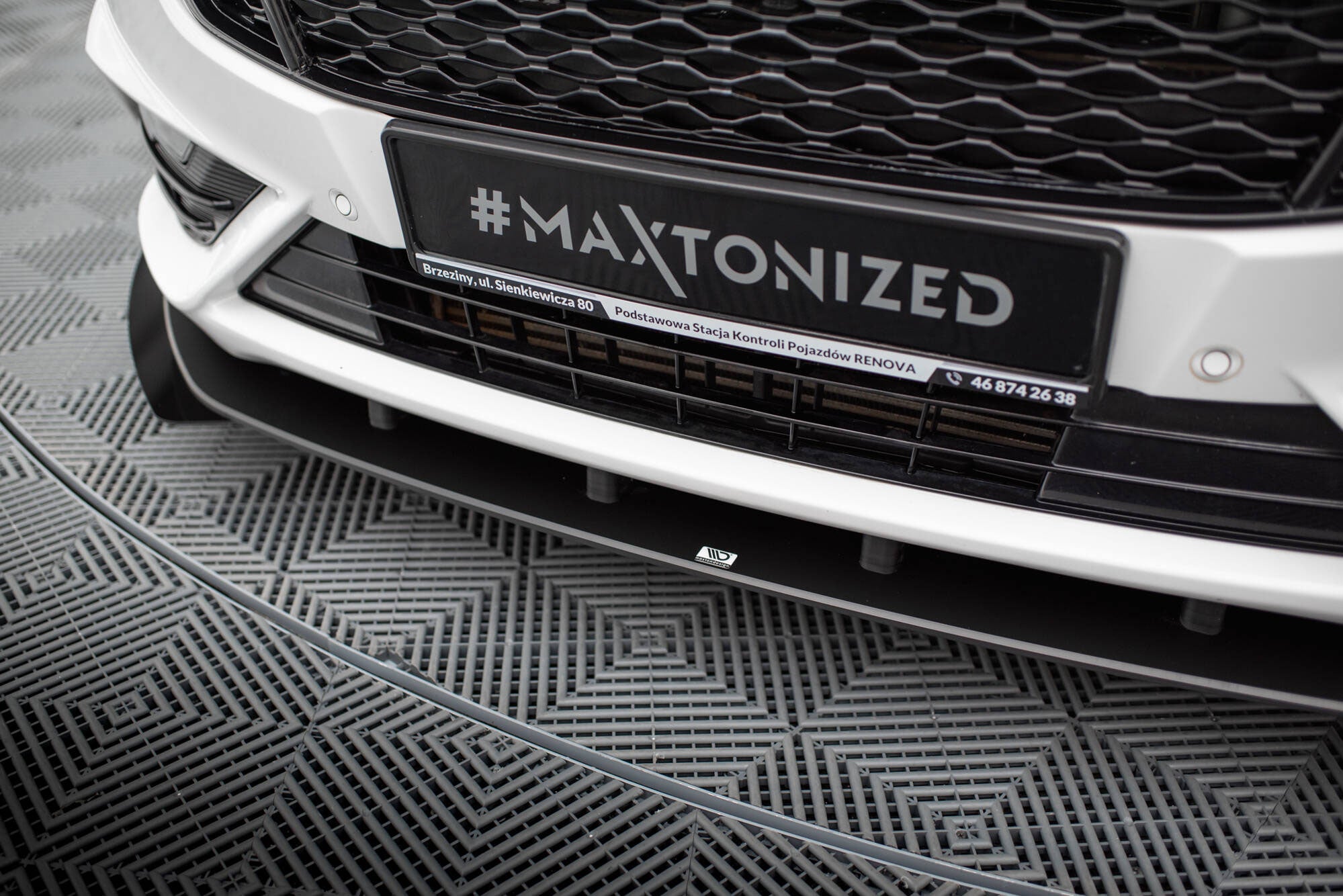 Maxton Design Street PRO Front Splitter + Flaps Ford Mondeo Sport Mk5 Facelift / Fusion Sport Mk2 Facelift
