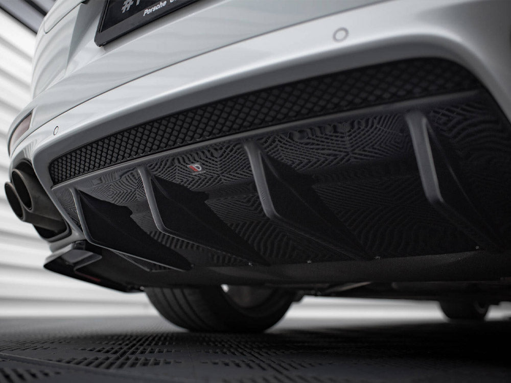 Maxton Design Rear Valance Porsche Panamera GTS 971