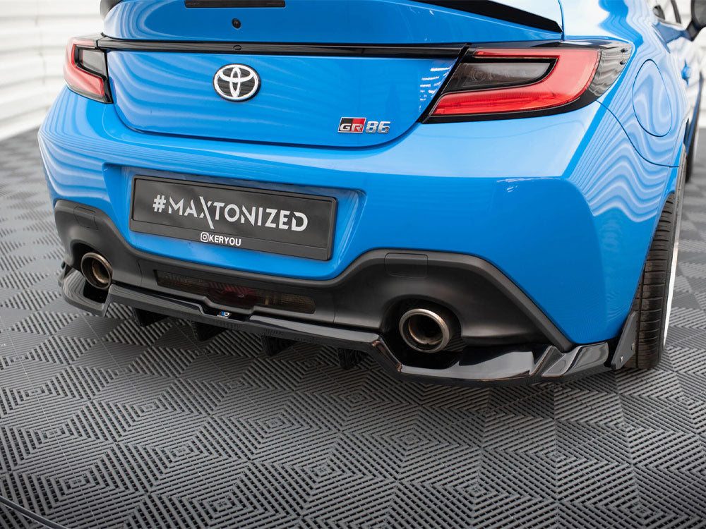 Maxton Design Central Rear Splitter (Vertical Bars) V.1 + Flaps Toyota GR86 Mk1
